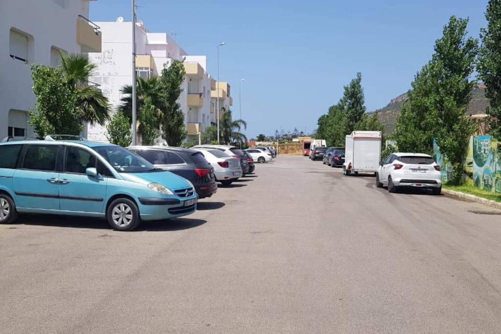 Joli Appartement Balneaire Avec Piscine Tanger Exterior foto
